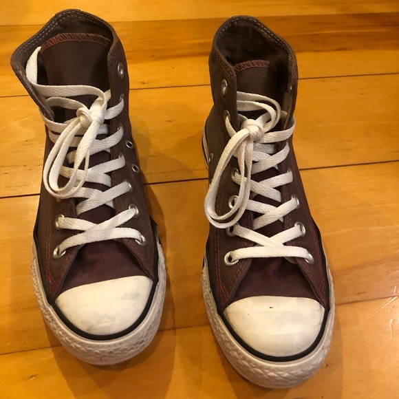 Brown converse - Picture 3 of 8